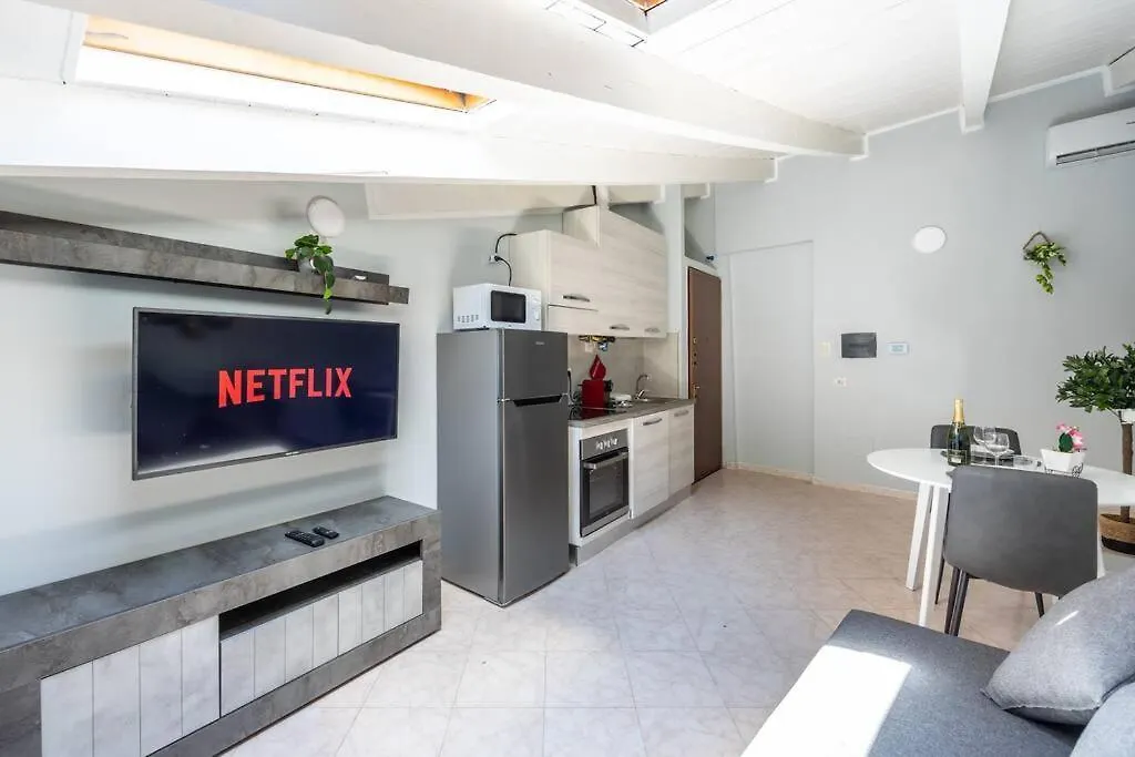 300 M From Metro M3-Netflix-Wi-Fi Apartment Milan Italy