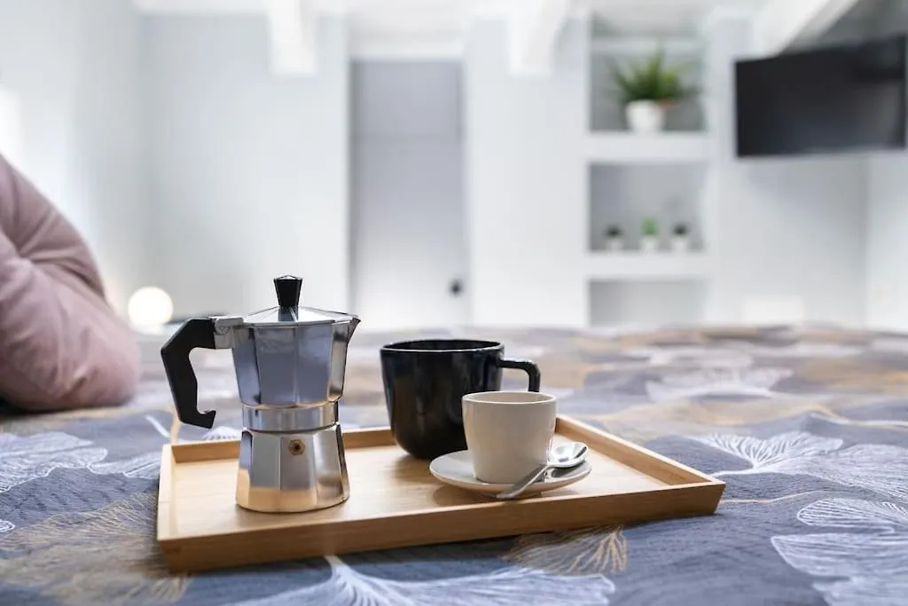 300 M From Metro M3-Netflix-Wi-Fi Apartment Milan